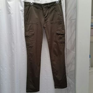 *SOLD* Aeropostale Olive Cargo Ankle Pants 5/6